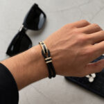 دستبند بولگاری چرم مشکی طلایی نگین‌دار – Bvlgari - تصویر 2